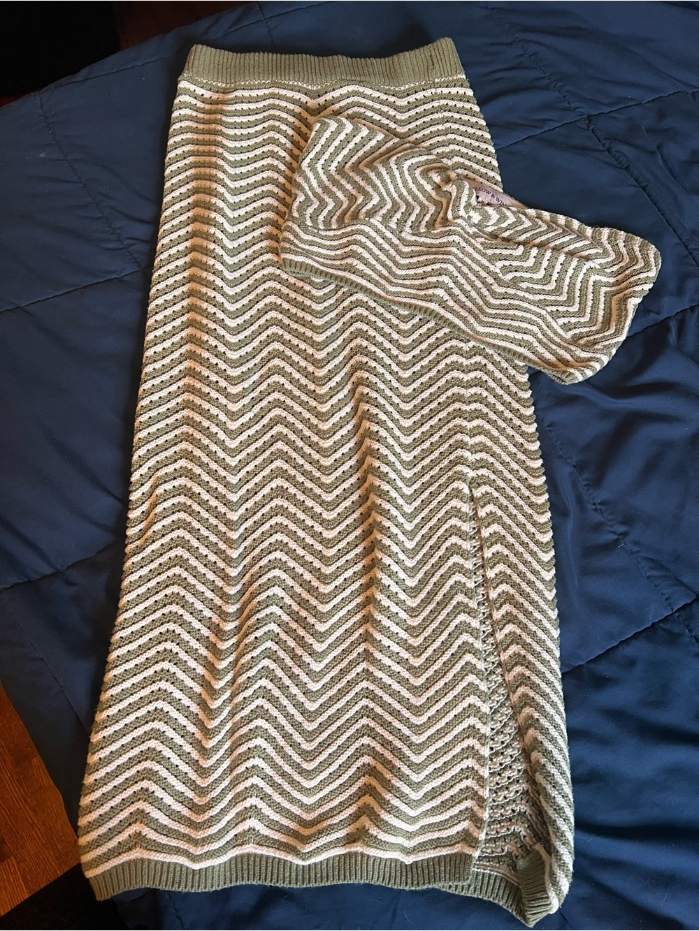 Women’s Skirt Set Chevron Knit in Olive and Cream